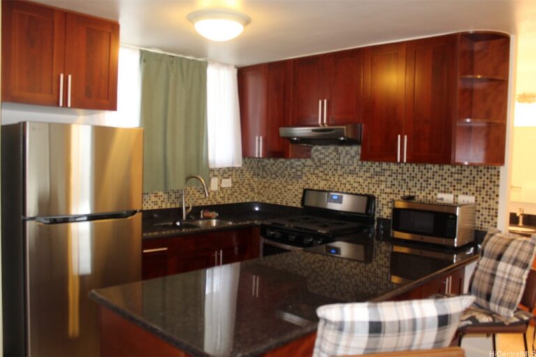 Just Listed! 1122 Kinau Street #1104, Honolulu, HI