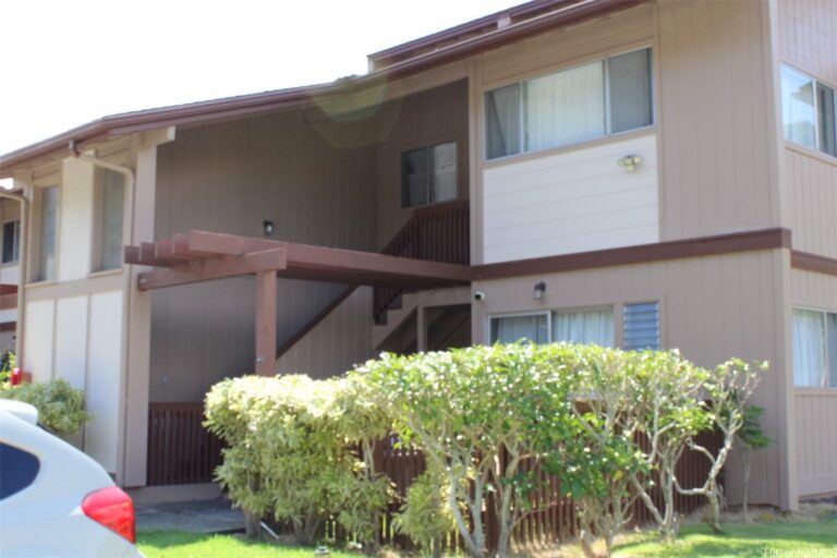 Just Listed! 98-597 Kilinoe Street #10F2, Aiea, HI
